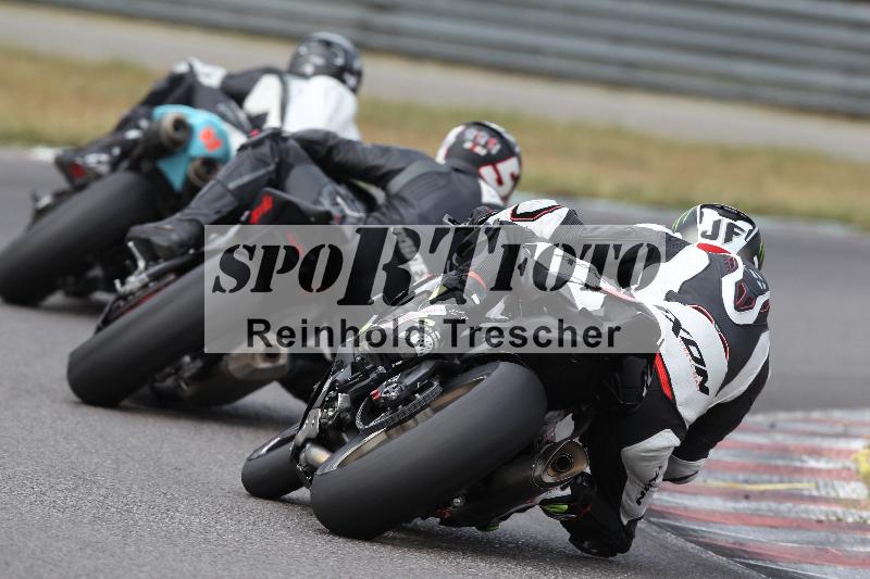 /Archiv-2022/46 29.07.2022 Speer Racing ADR/Gruppe rot/backside